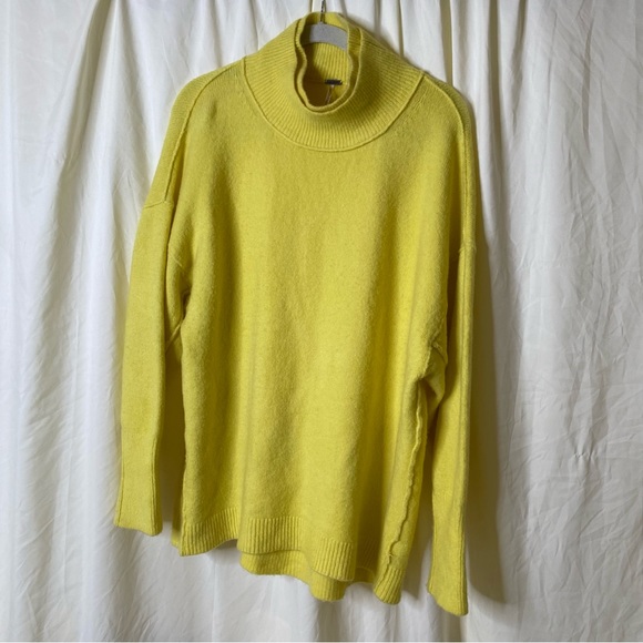 FREE PEOPLE Afterglow Mock Neck Oversized
Sweater Lime Yellow XS Knit - Picture 4 of 8